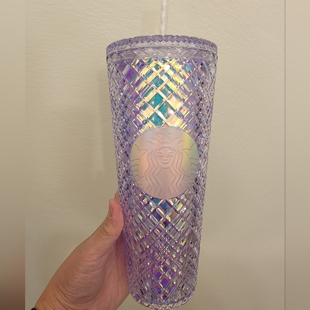 NWT Starbucks 2022 LATAM Holiday Jeweled Iridescent Venti Tumbler Cup
